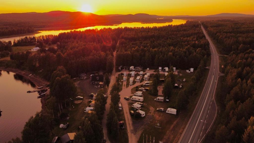 ホテル Arctic Camping Finland ペッロ エクステリア 写真